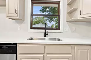 1554 Argus Rd, Columbus, OH 43227 - Photo 16
