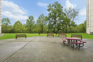 364 W Lane Ave, Columbus, OH 43201 - Photo 22