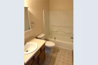 1608 Spring Village Lane, Ontario, OH 44906 - Photo 18