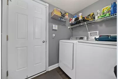 7202 Hillmont Drive, New Albany, OH 43054 - Photo 10