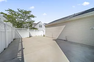 7202 Hillmont Dr, New Albany, OH 43054 - Photo 24