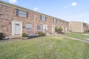 87 Tarryton Ct W, Columbus, OH 43228 - Photo 1