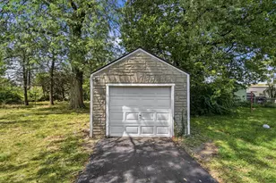 1575 S Champion Ave, Columbus, OH 43207 - Photo 32
