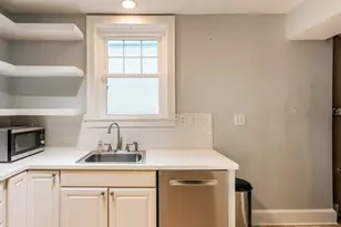570 E Weber Rd, Columbus, OH 43202 - Photo 22