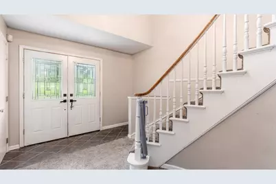 10525 Twin Oaks Drive, Cambridge, OH 43725 - Photo 2