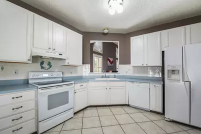 5931 Cove Point Court, Columbus, OH 43228 - Photo 16