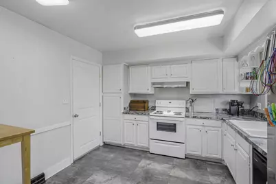 4605 Belfast Drive, Columbus, OH 43227 - Photo 14