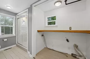 405 1/2 W Maple St St, Granville, OH 43023 - Photo 24