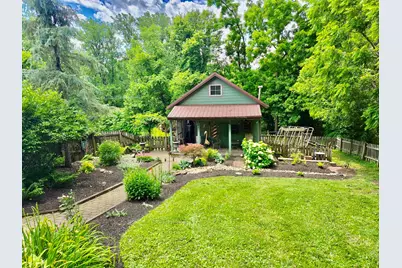 405 1/2 W Maple St Street, Granville, OH 43023 - Photo 2
