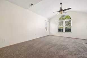 2244 Willowside Ln, Grove City, OH 43123 - Photo 12