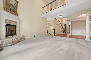 7062 Pleasant Colony Cir, Blacklick, OH 43004 - Photo 8