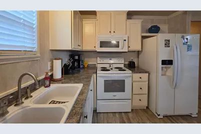 2445 Columbus-Lancaster Road NW #205, Lancaster, OH 43130 - Photo 4