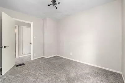 2115 Sullivant Avenue, Columbus, OH 43223 - Photo 24