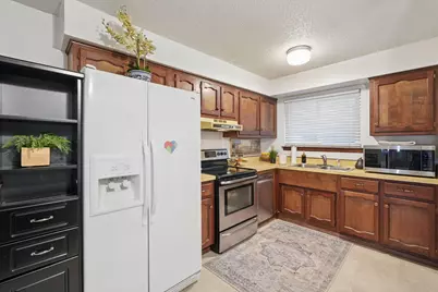 5458 Carbondale Drive, Columbus, OH 43232 - Photo 10