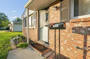 5458 Carbondale Dr, Columbus, OH 43232 - Photo 4