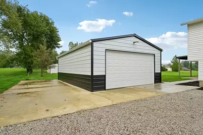 5700 Possum Street, Mount Vernon, OH 43050 - Photo 6