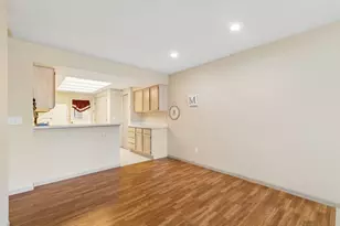 17 Broad Pointe Pl, Columbus, OH 43213 - Photo 12