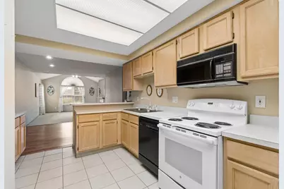 17 Broad Pointe Place, Columbus, OH 43213 - Photo 6