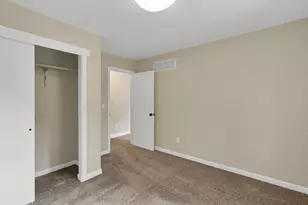1074 Lockbourne Rd, Columbus, OH 43206 - Photo 26