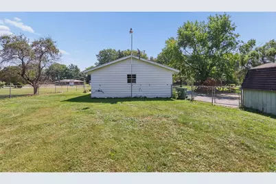 2430 W Choctaw Drive, London, OH 43140 - Photo 32