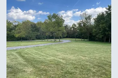 6377 Harrisburg Georgesville, Grove City, OH 43123 - Photo 54