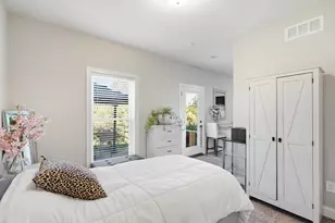6377 Harrisburg Georgesville, Grove City, OH 43123 - Photo 34