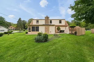 898 Plum Ridge, Columbus, OH 43213 - Photo 6