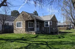 1914 W Mound St, Columbus, OH 43223 - Photo 2