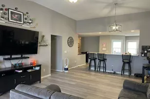 301 Retreat Ln, Marysville, OH 43040 - Photo 4