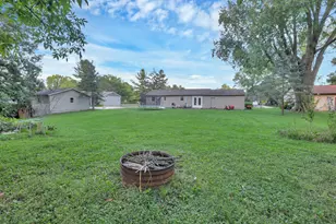 104 Cavalcade Ln SW, Pataskala, OH 43062 - Photo 2