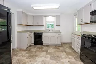 324 N Market St, Loudonville, OH 44842 - Photo 4