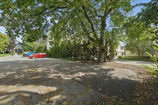 1577 Arlington Ave, Marble Cliff, OH 43212 - Photo 32