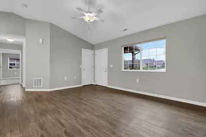 8423 Taylor Chase Drive, Reynoldsburg, OH 43068 - Photo 8