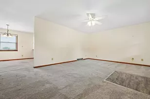 20470 New Gambier Rd, Gambier, OH 43022 - Photo 8