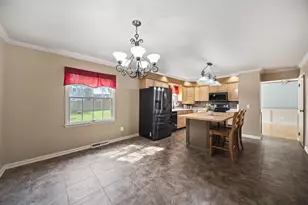 6909 Ardelle Dr, Reynoldsburg, OH 43068 - Photo 10