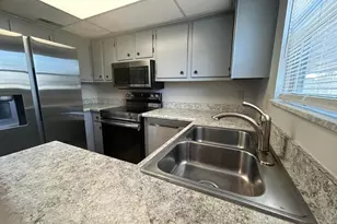2846 Avati Dr, Columbus, OH 43207 - Photo 4