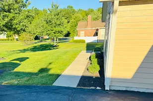 4666 Wenham Park, Columbus, OH 43230 - Photo 6