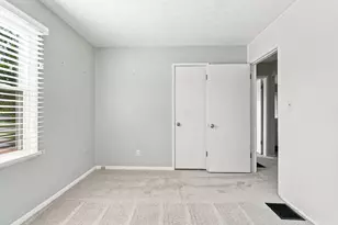 2248 Fenton St, Columbus, OH 43224 - Photo 16