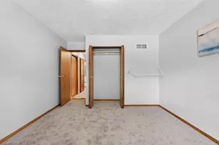 837 W 6th St, Marysville, OH 43040 - Photo 22