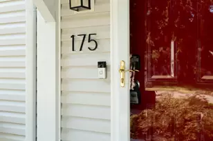 175 W Weisheimer Rd, Columbus, OH 43214 - Photo 10