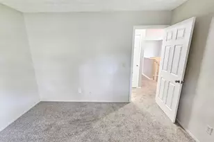 2779 McGuffey Rd, Columbus, OH 43211 - Photo 22