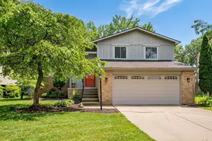 3338 Woods Mill Dr, Hilliard, OH 43026 - Photo 1