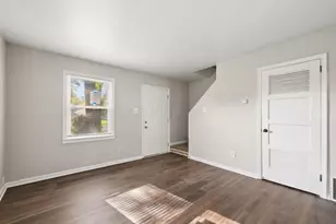 685 Valerie Ln, Whitehall, OH 43213 - Photo 12