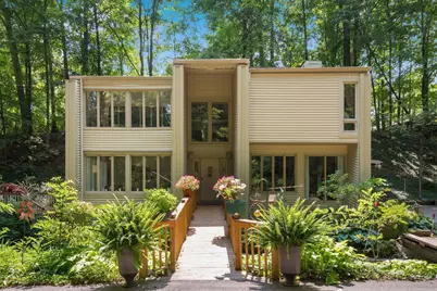 7957 Olentangy River Road, Columbus, OH 43235 - Photo 2