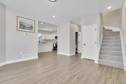 632 E 2nd Avenue, Columbus, OH 43201 - Photo 24