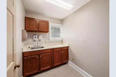 550 W Central Avenue, Delaware, OH 43015 - Photo 18