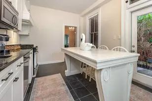 677 S 3rd St, Columbus, OH 43206 - Photo 16