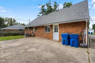 5608 Storck Dr, Huber Heights, OH 45424 - Photo 12