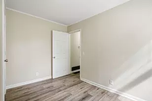 594 Whitethorne Ave, Columbus, OH 43223 - Photo 20