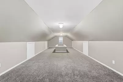 1080 Meadowdale Avenue, Columbus, OH 43219 - Photo 16